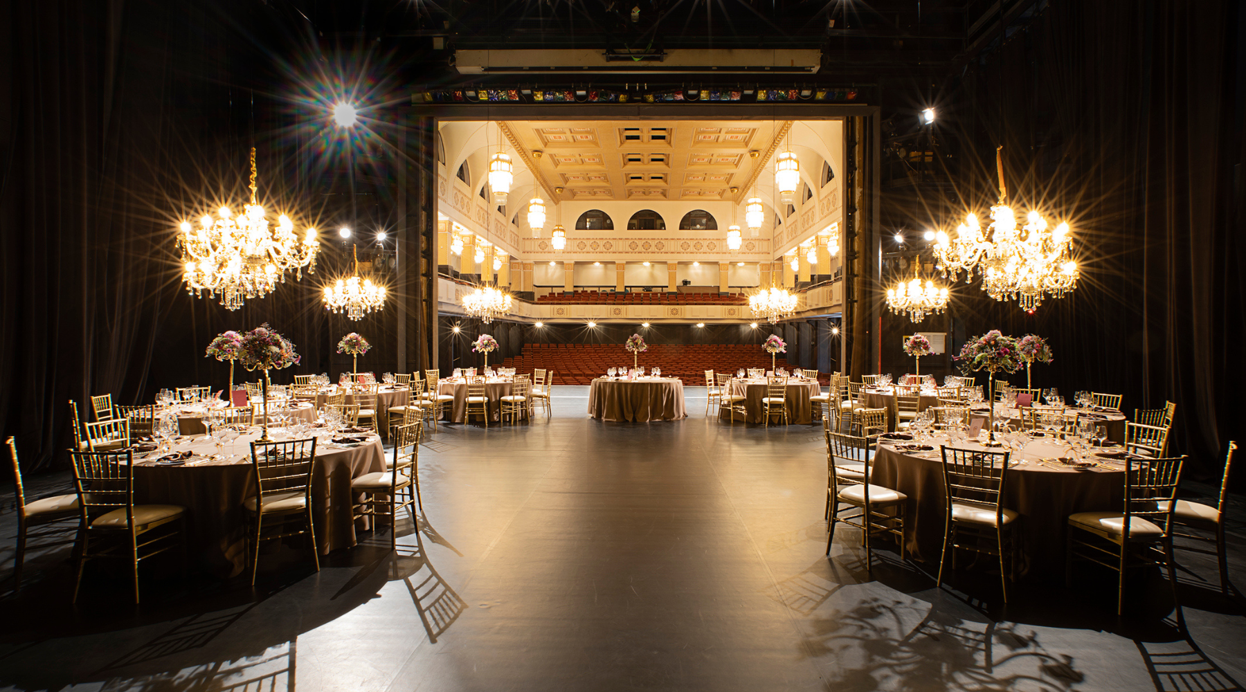 THEATER 4
